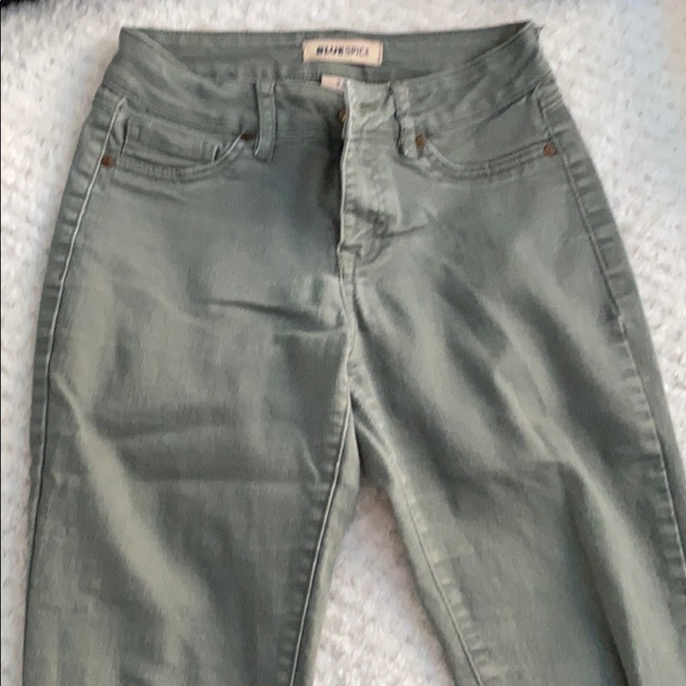 OLIVE GREEN JEANS